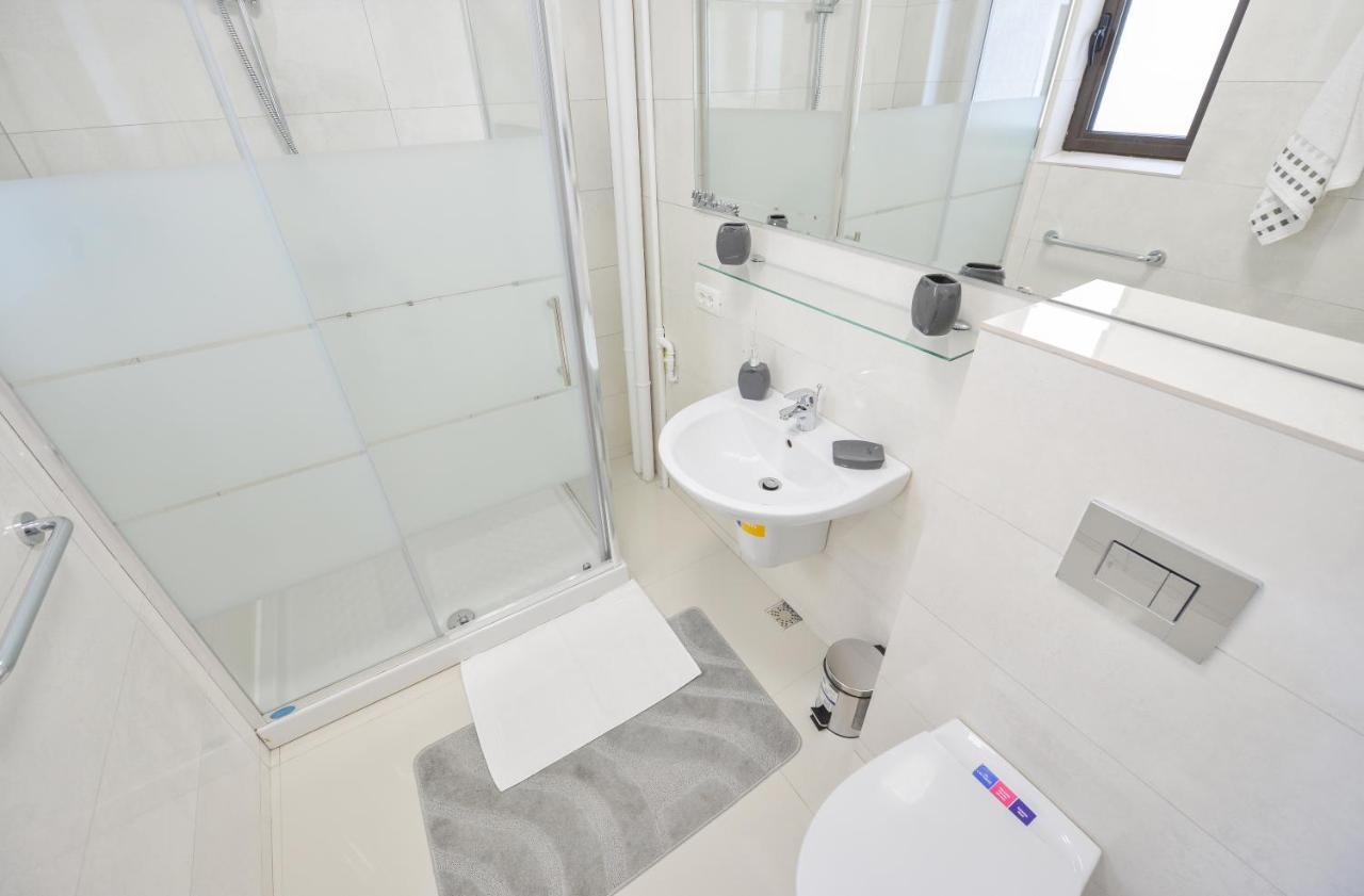 University Square Accommodation 부쿠레슈티 외부 사진